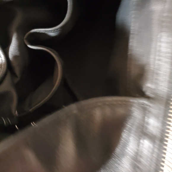 Coach - Picture 5 of 5